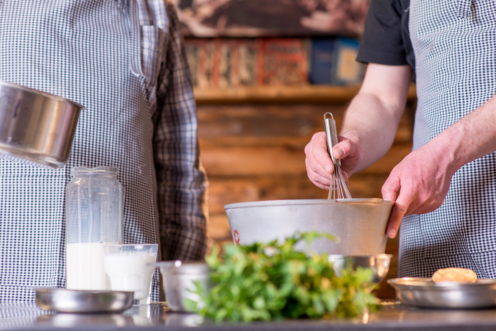 8-money-saving-hacks-you-can-start-right-now-chameleonjohn-blog