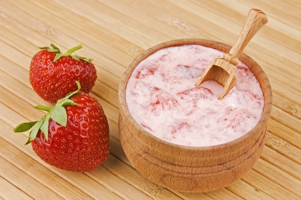 homemade strawberry facial mask